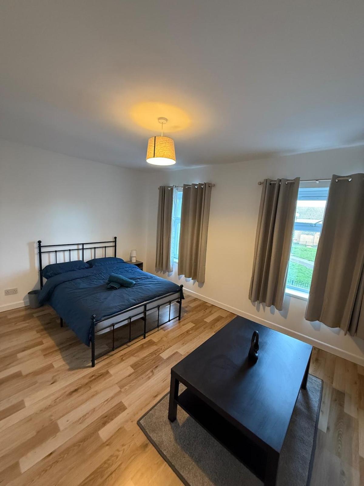 Charming 3-Bedroom House Cardiff Bagian luar foto